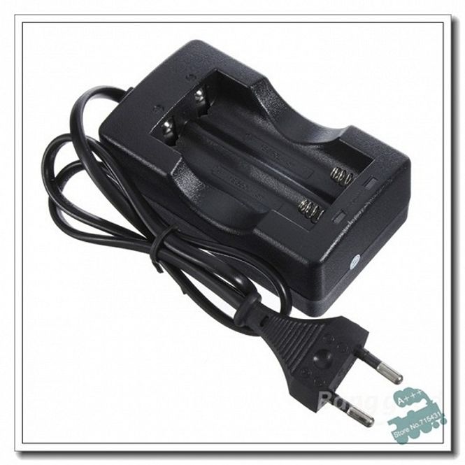 Hovedbilde Batterilader for 2 stk 18650 batterier